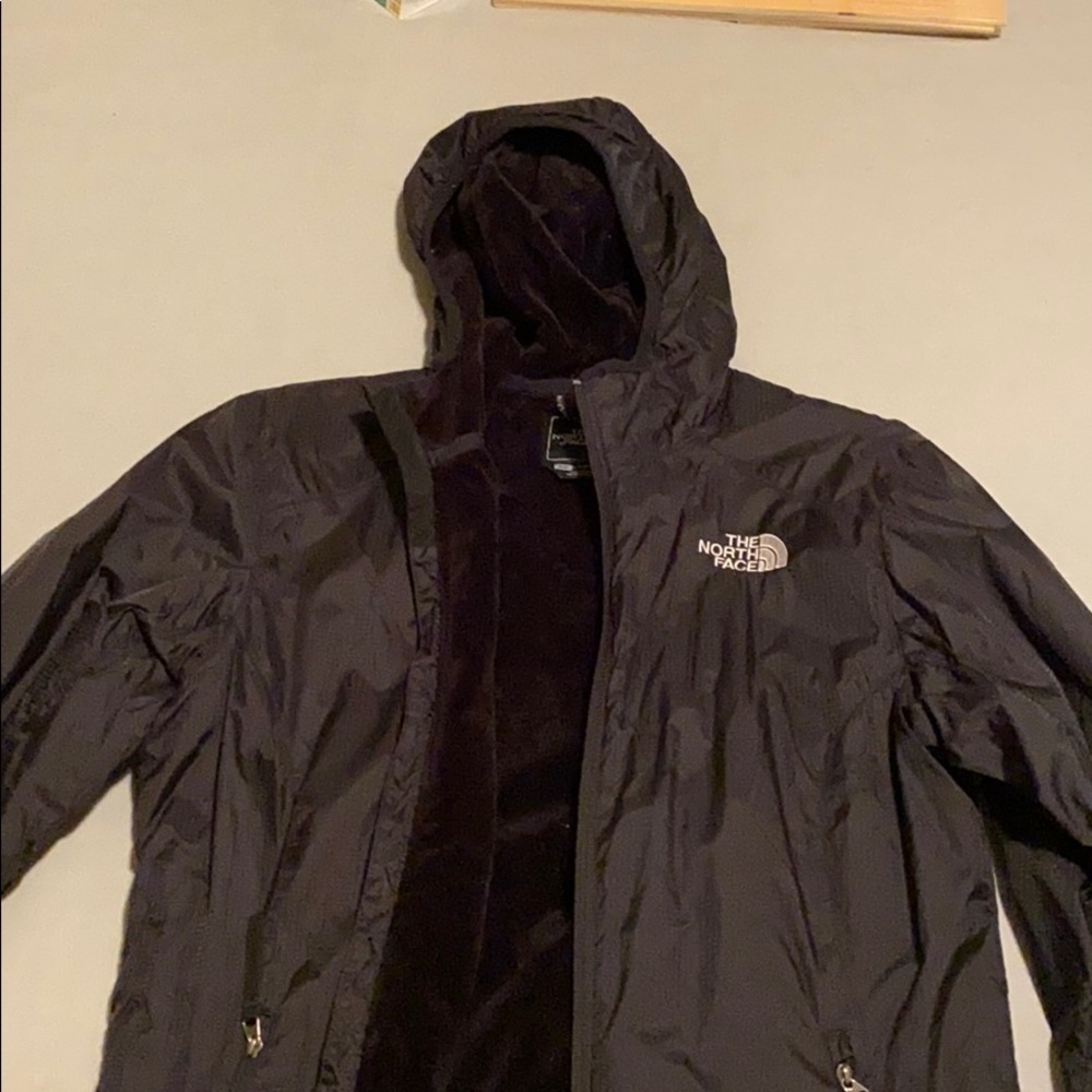 Warm, cozy back north face jacket